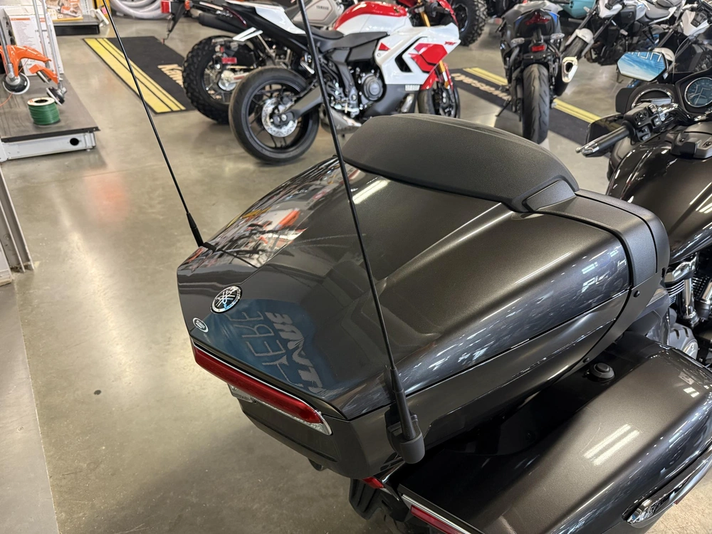 2018 Yamaha Star Venture Tc alt