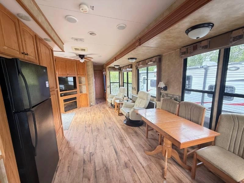 2010 Heartland Cedar Ridge 40fkss