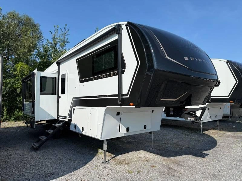 Brinkley Model Z Z3110 2027 alt