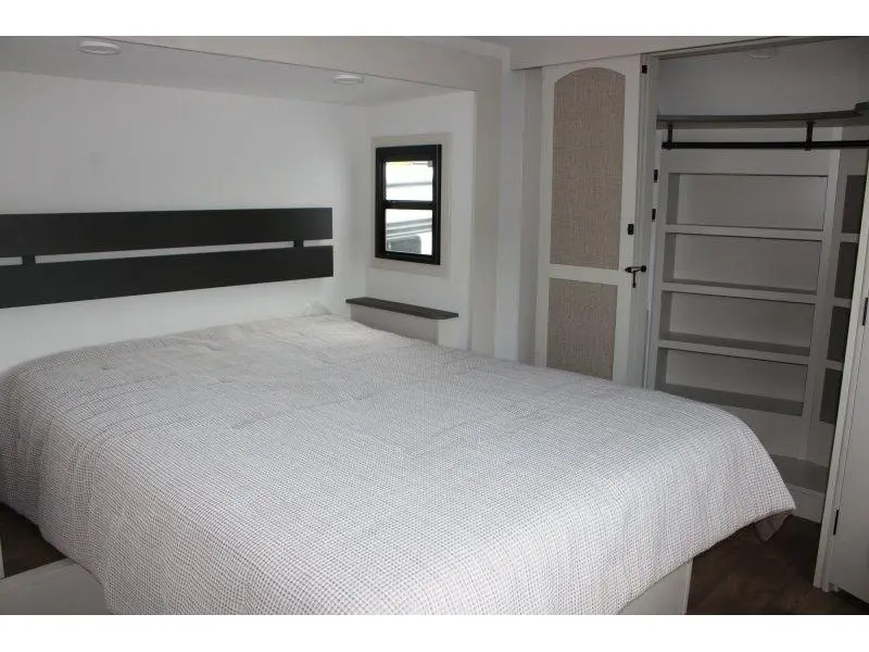Grand Design Influence 3503GK 2027