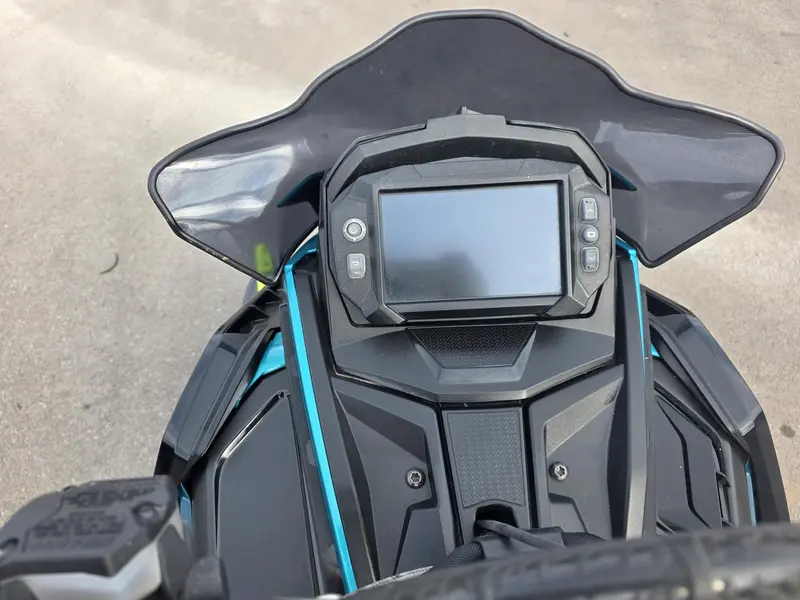 2025 Polaris Boost PRO RMK 165 - 7S Display **DEALER TESTED**