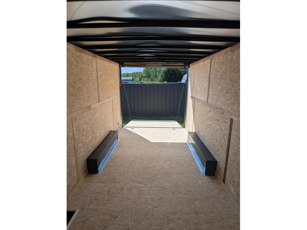 2027 Haulin 8.5x20 alt