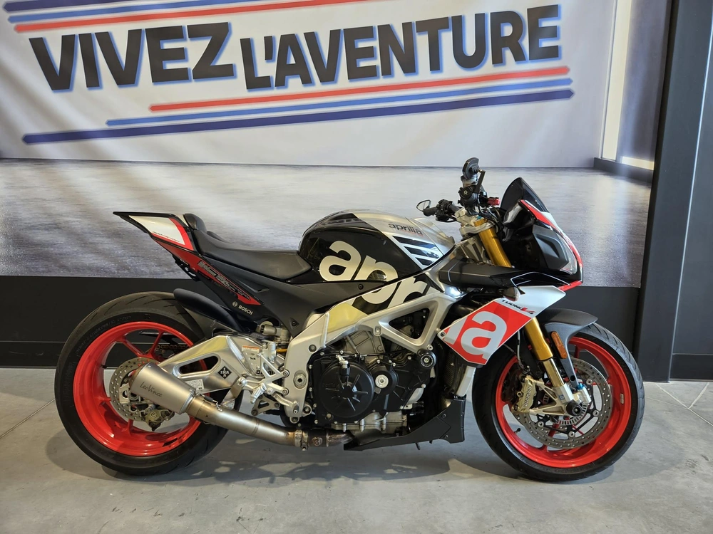Aprilia 1100 Tuono Factory 2016 alt