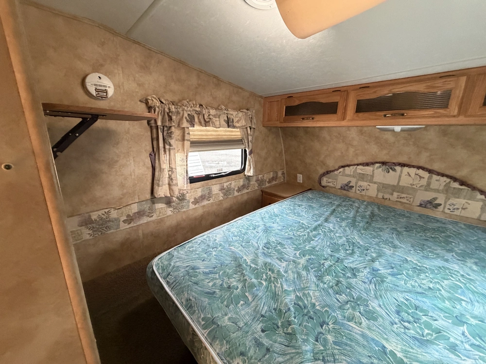 Keystone Rv Laredo (fw) 29bhs 2005 alt