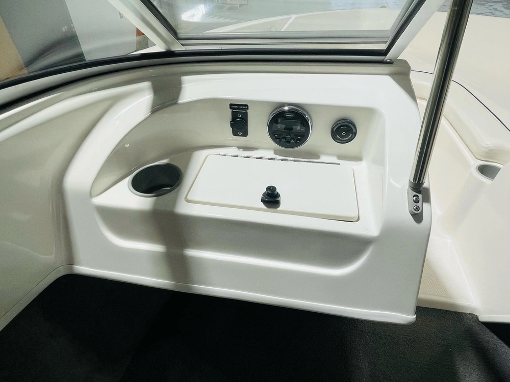 2013 Bayliner 170br 170br alt