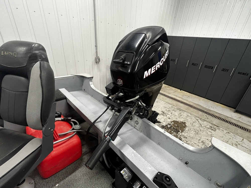 2014 Lund Boat Co 1400 Fury Tiller alt