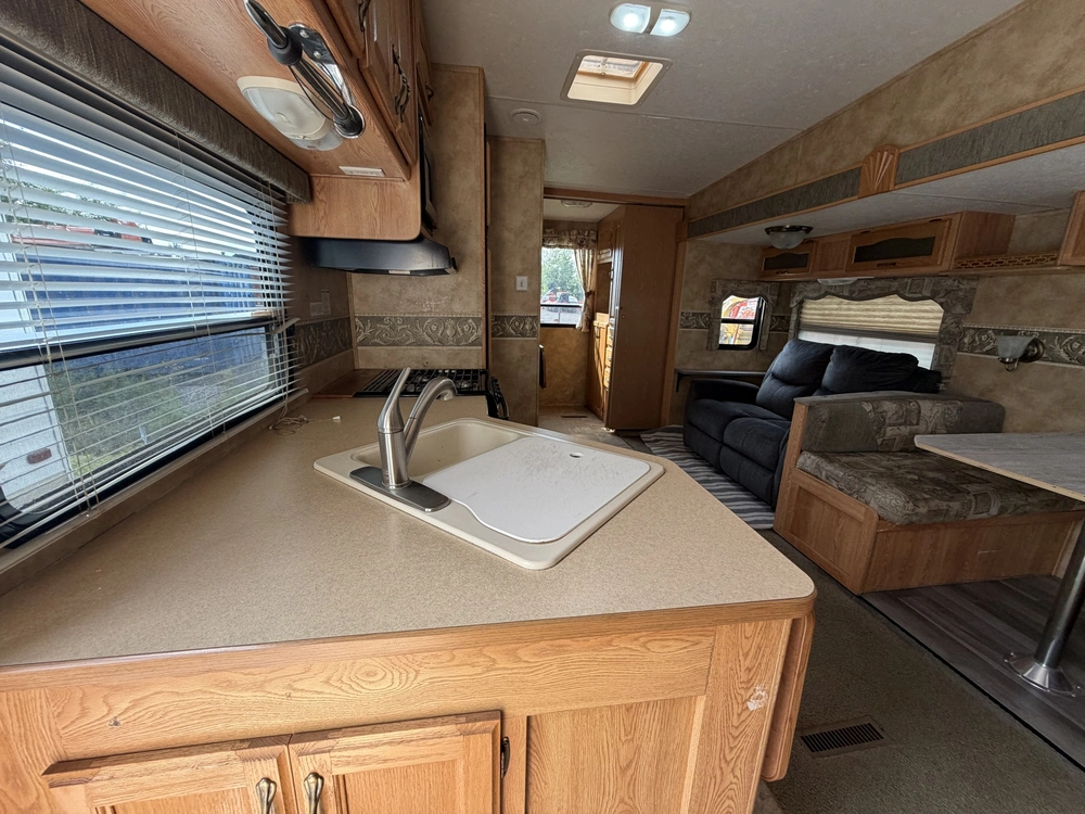 Keystone Rv Laredo (fw) 29bhs 2005 alt