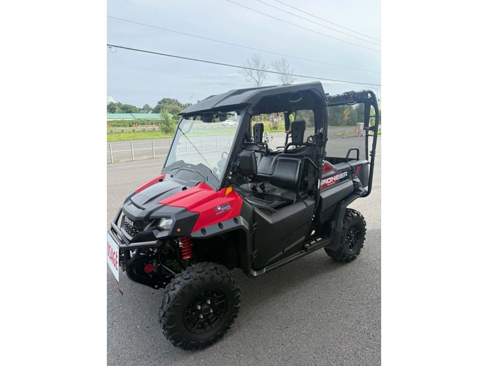 2024 Honda Pioneer 700 - 4 Deluxe Deluxe alt