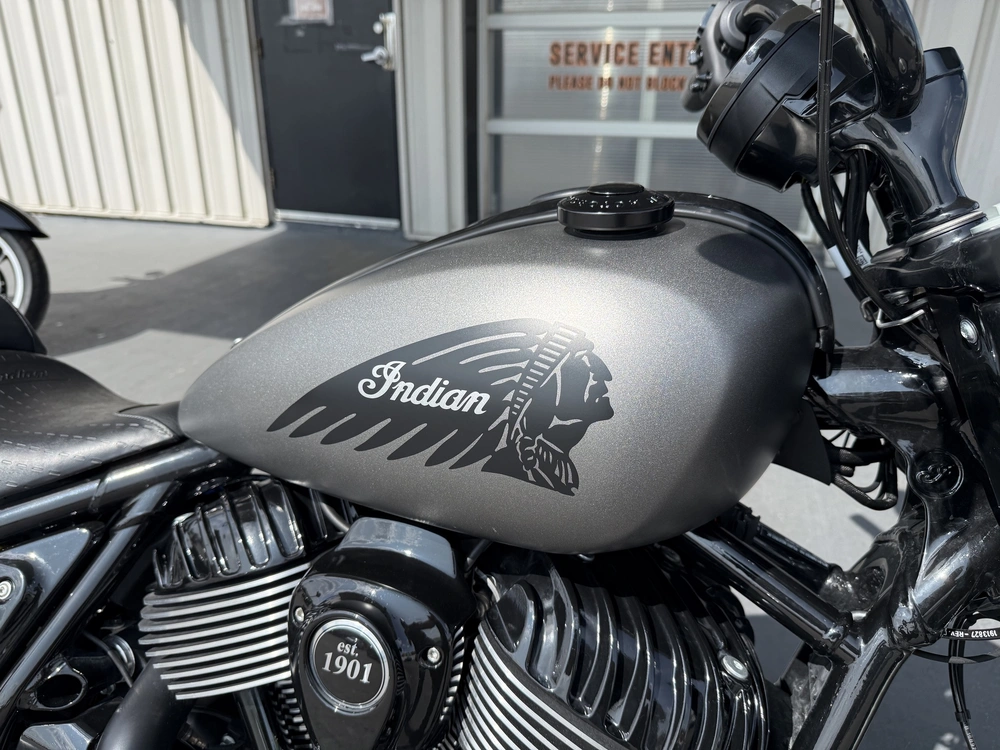 2023 Indian Motorcycle Chief Dark Horse Bobber alt