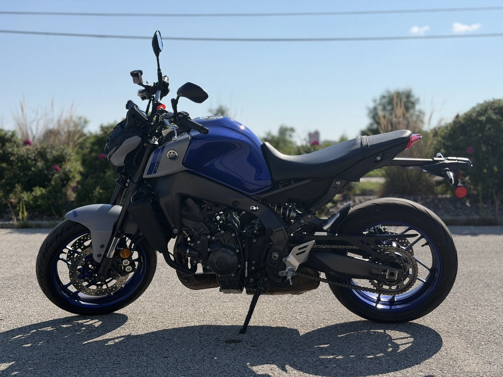 2021 Yamaha Mt-09 alt