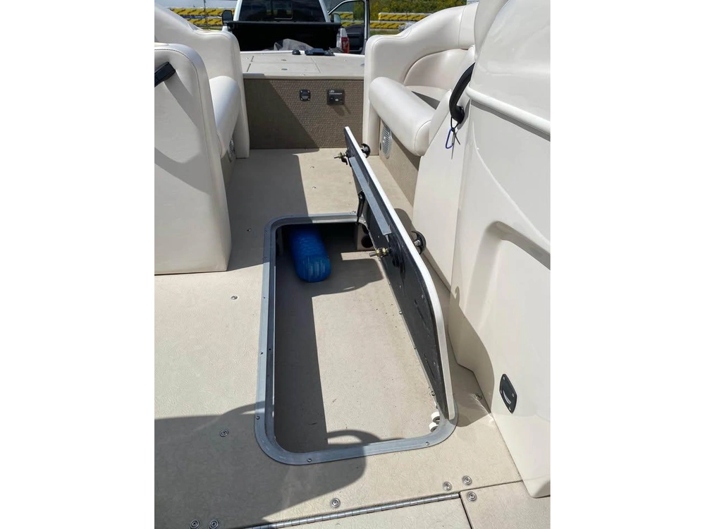 2011 Princecraft Ventura 192 alt
