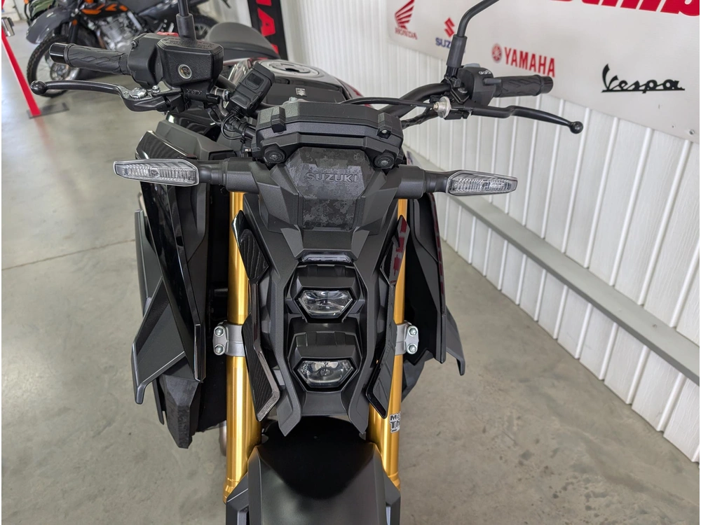 Suzuki Gsx-s1000 2023 alt