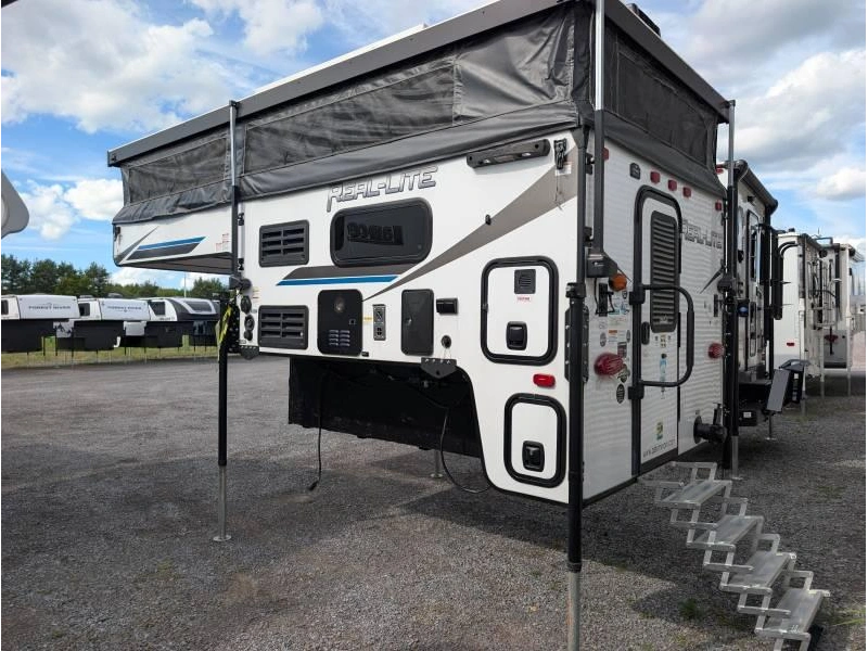 Palomino Real Lite 1609 2023 alt
