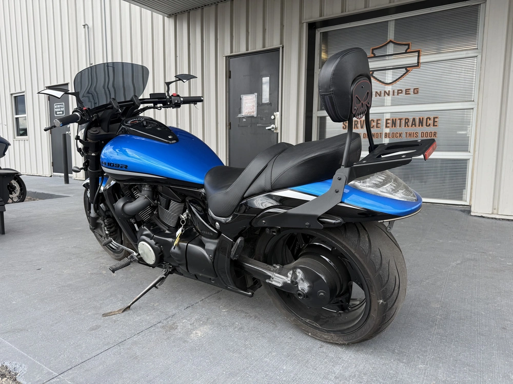 2021 Suzuki Boulevard M109r alt