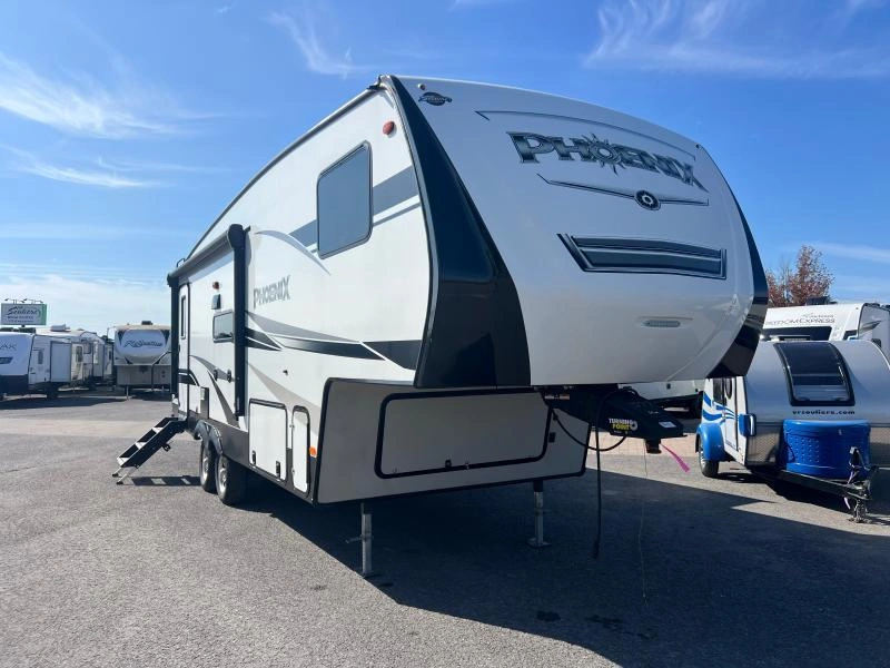 Shasta Phoenix 25mk 2019 alt
