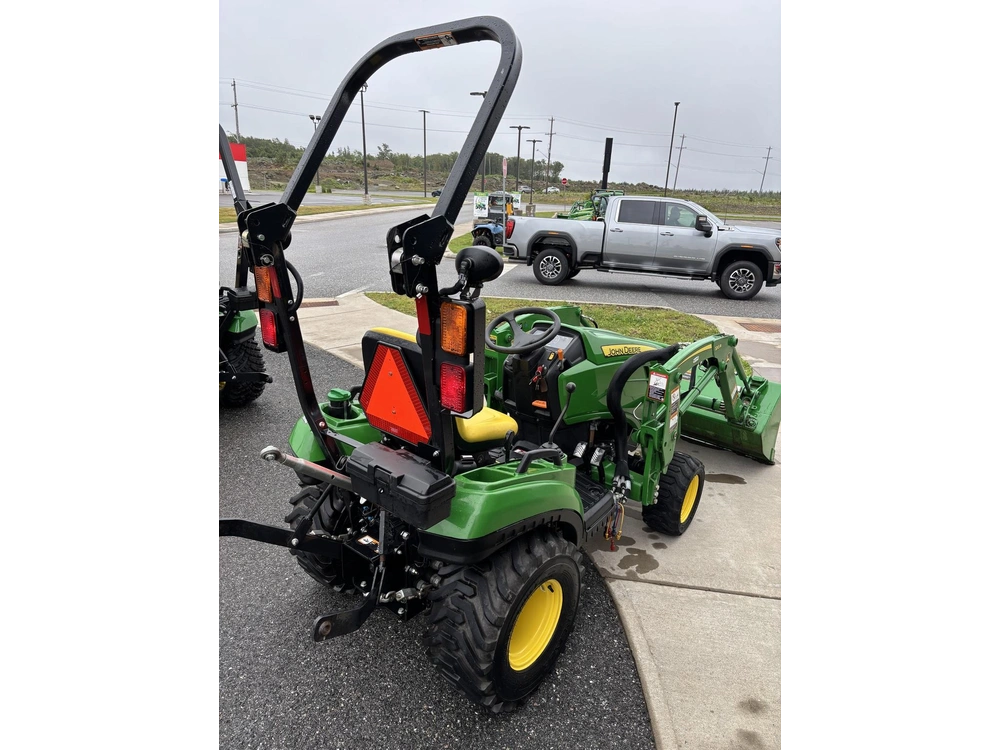 John Deere 1023e 2018 alt
