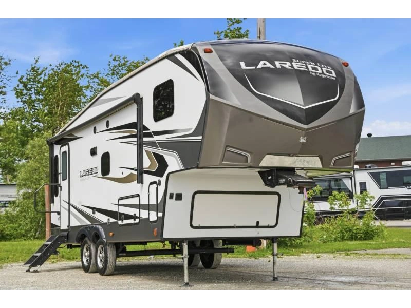 Keystone Rv Laredo 255srl 2021 alt
