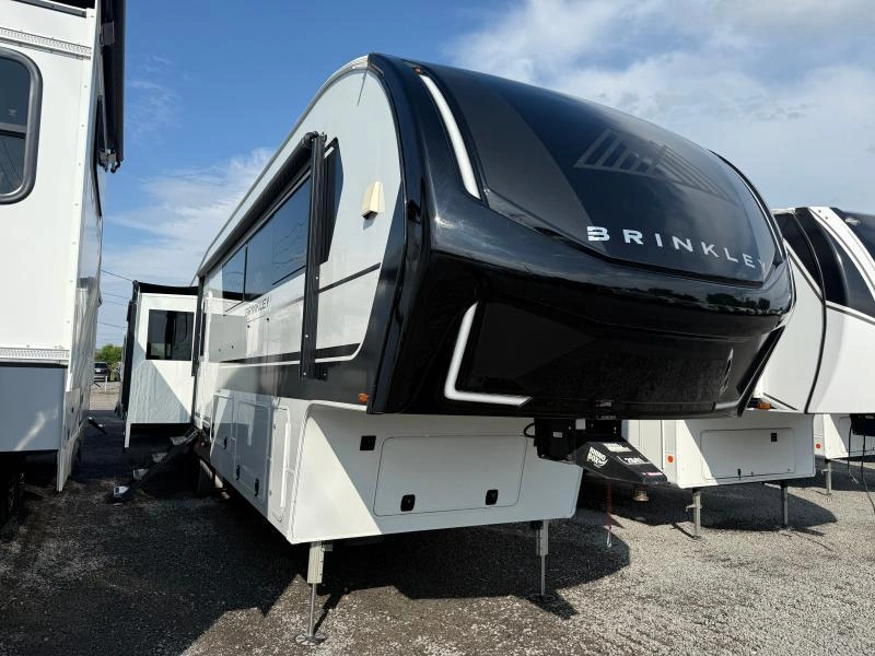 Brinkley Model Z Z3610 2024 alt