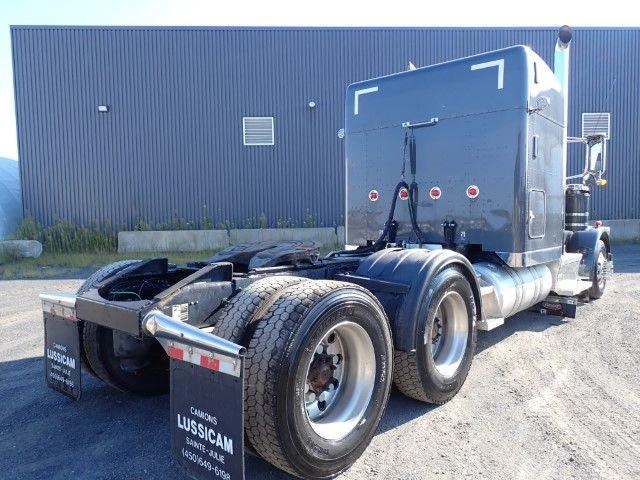 Peterbilt 389 2021