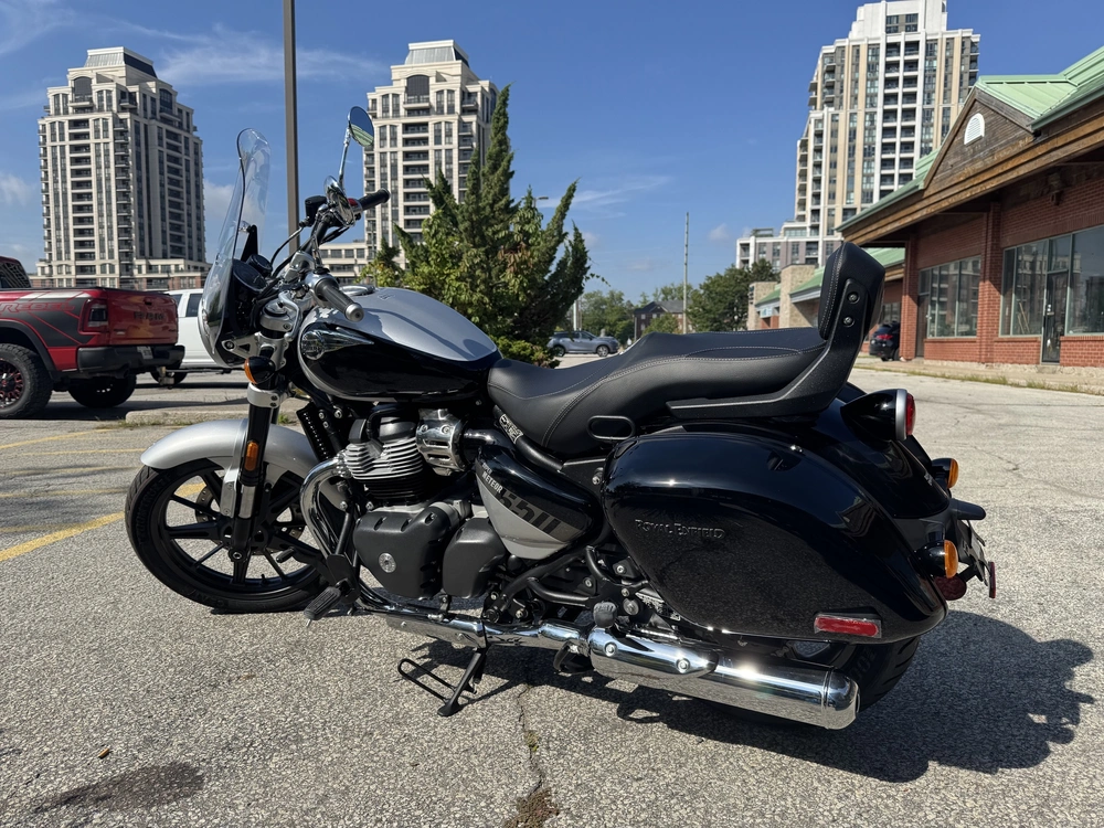 2024 Royal Enfield Super Meteor 650 Interstellar Gray alt