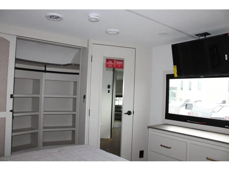 Grand Design Influence 3503GK 2027