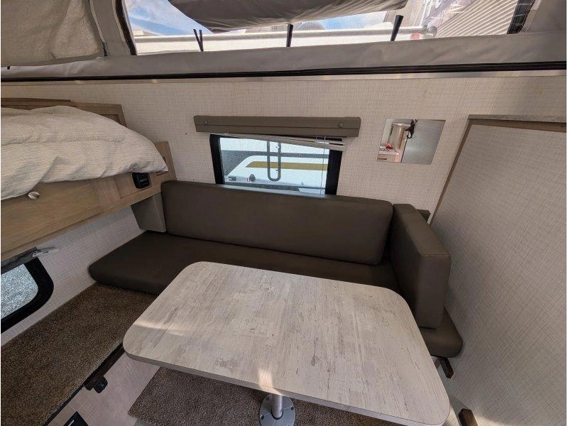 Palomino Real Lite 1609 2023 alt