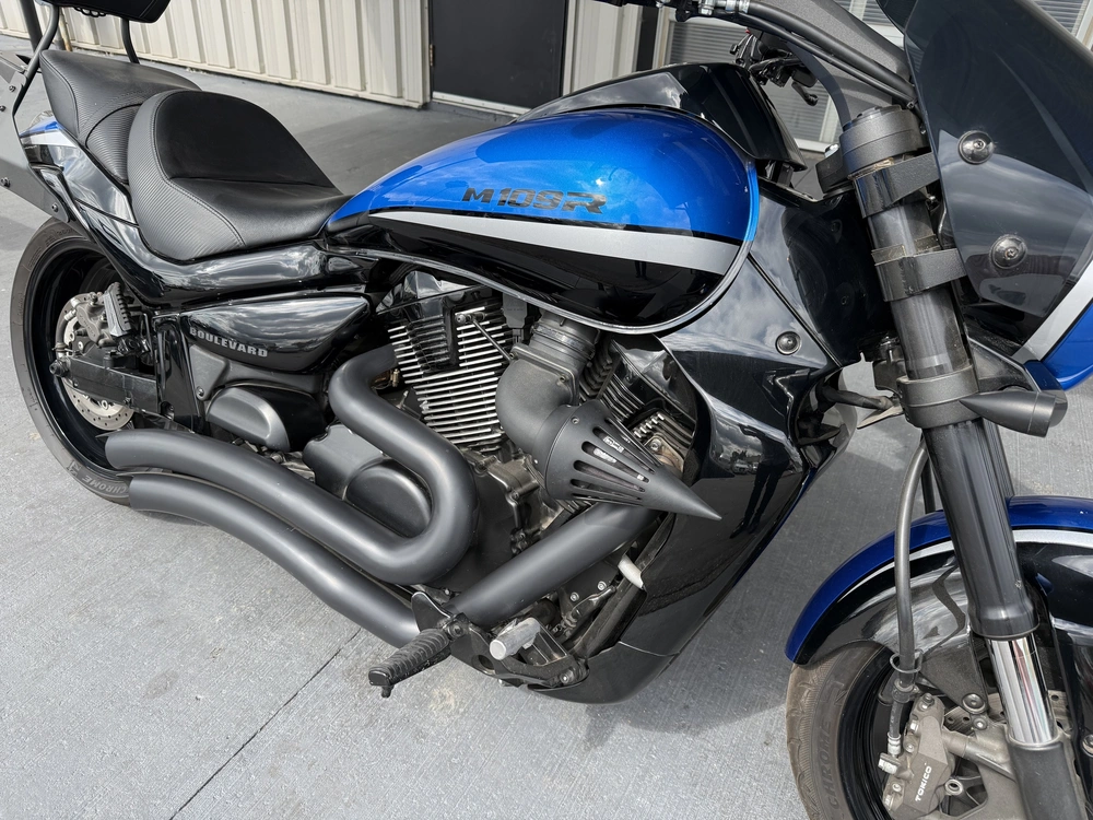2021 Suzuki Boulevard M109r alt