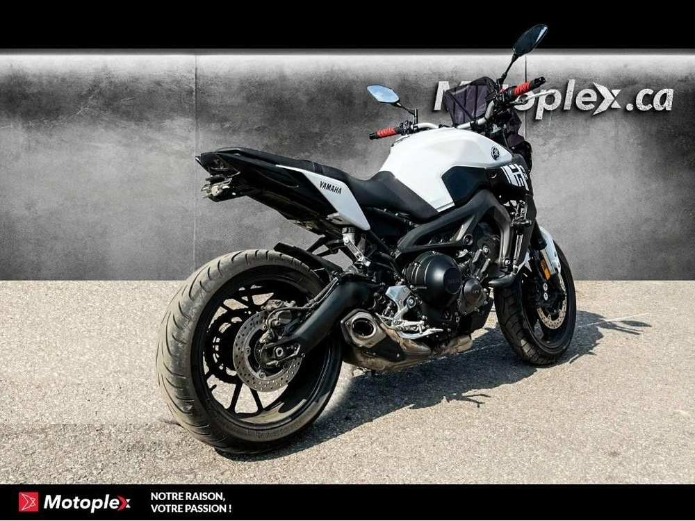 2017 Yamaha Fz09 alt