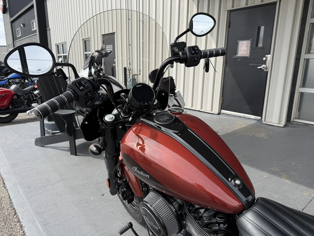 2024 Indian Motorcycle Chief Dark Horse Bobber alt