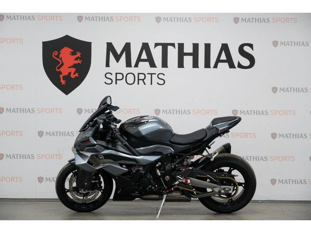 Bmw S1000rr 2025 alt