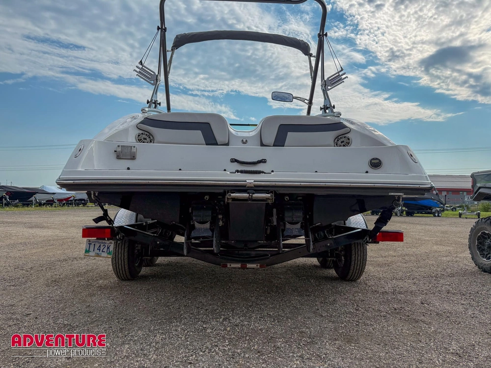 2014 Yamaha 212x alt