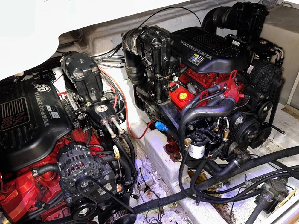 Larson 350 Cabrio 2007 alt