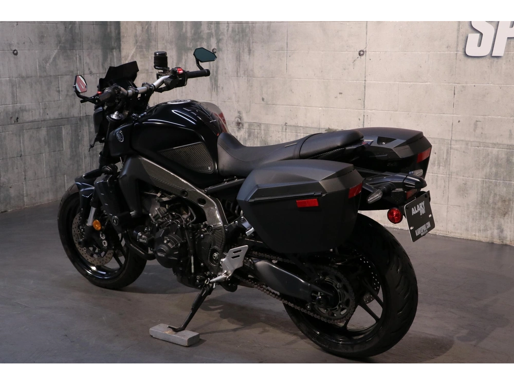2021 Yamaha Mt-09 alt