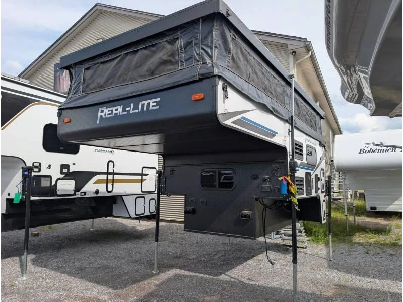 Palomino Real Lite 1609 2023 alt
