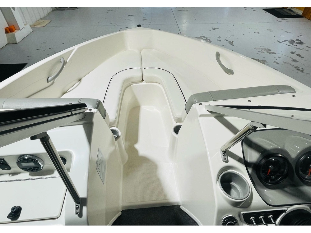 2013 Bayliner 170br 170br alt