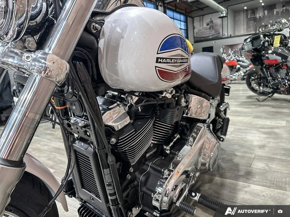 2026 Harley-davidson Super Glide alt