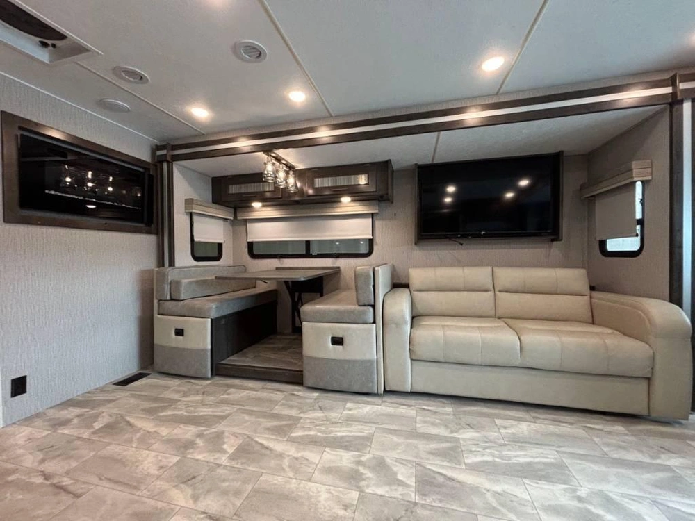 Coachmen Encore 355ds 2023 alt