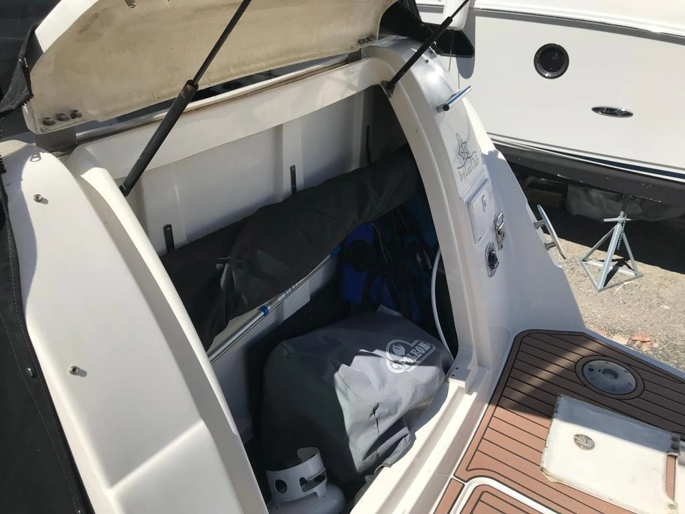 Larson 350 Cabrio 2007 alt
