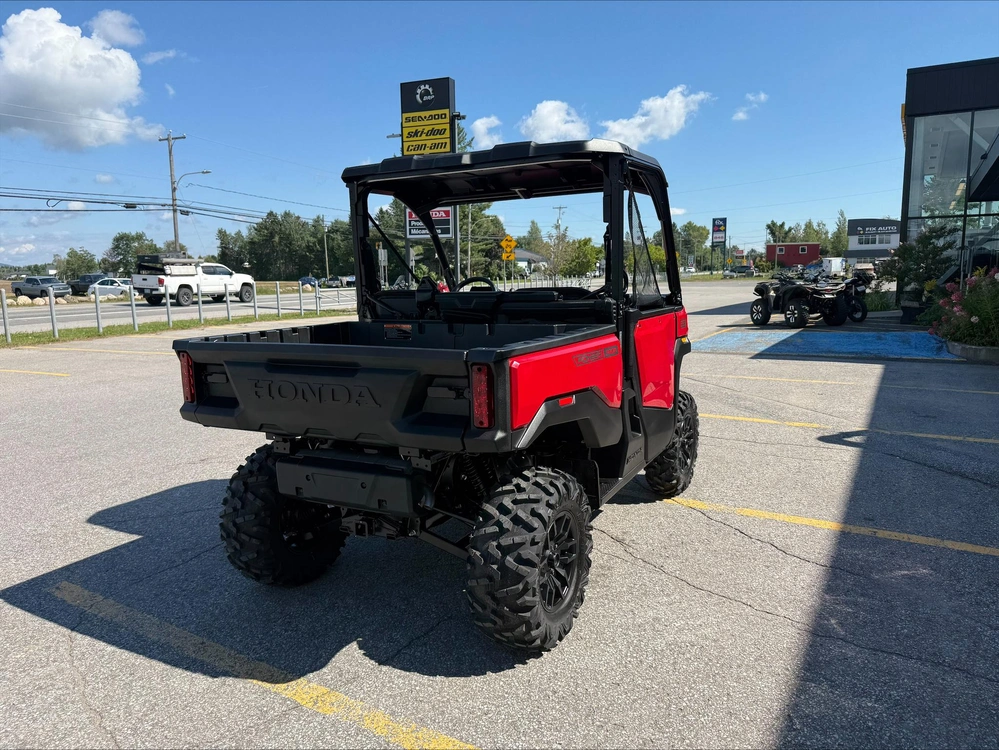 Honda Pioneer 1000 3 Places 2026 alt