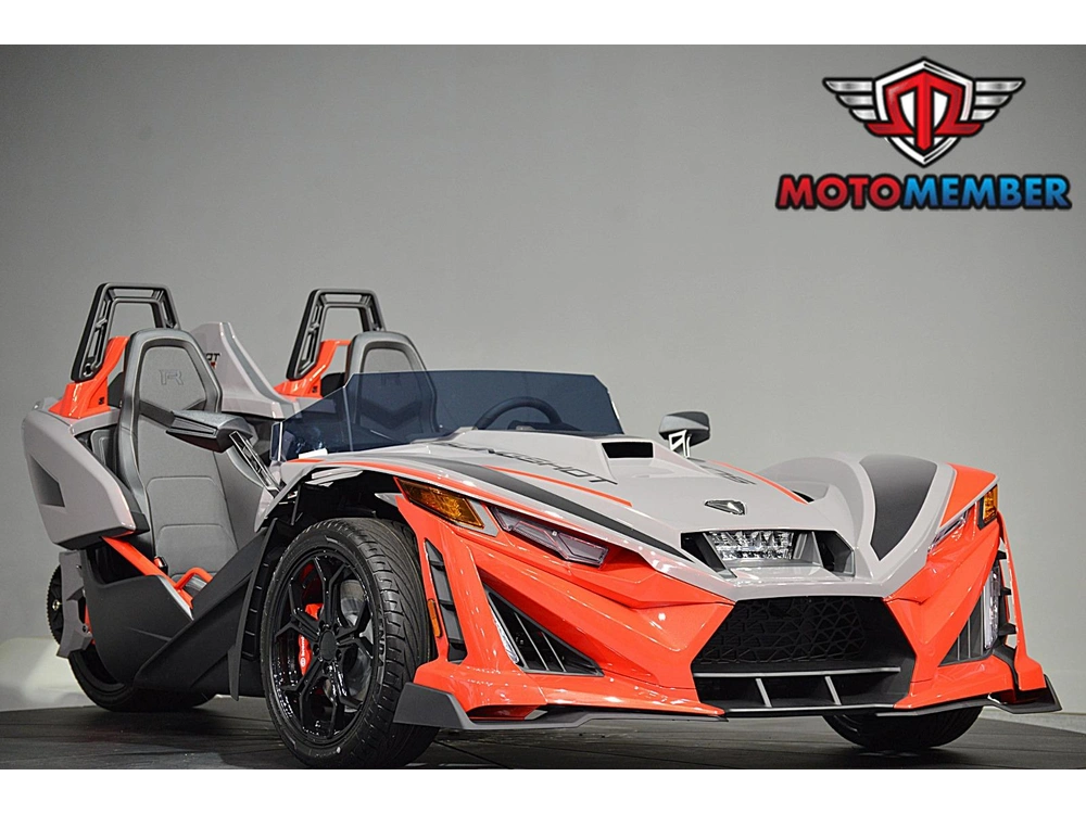 2026 Slingshot R Manual alt