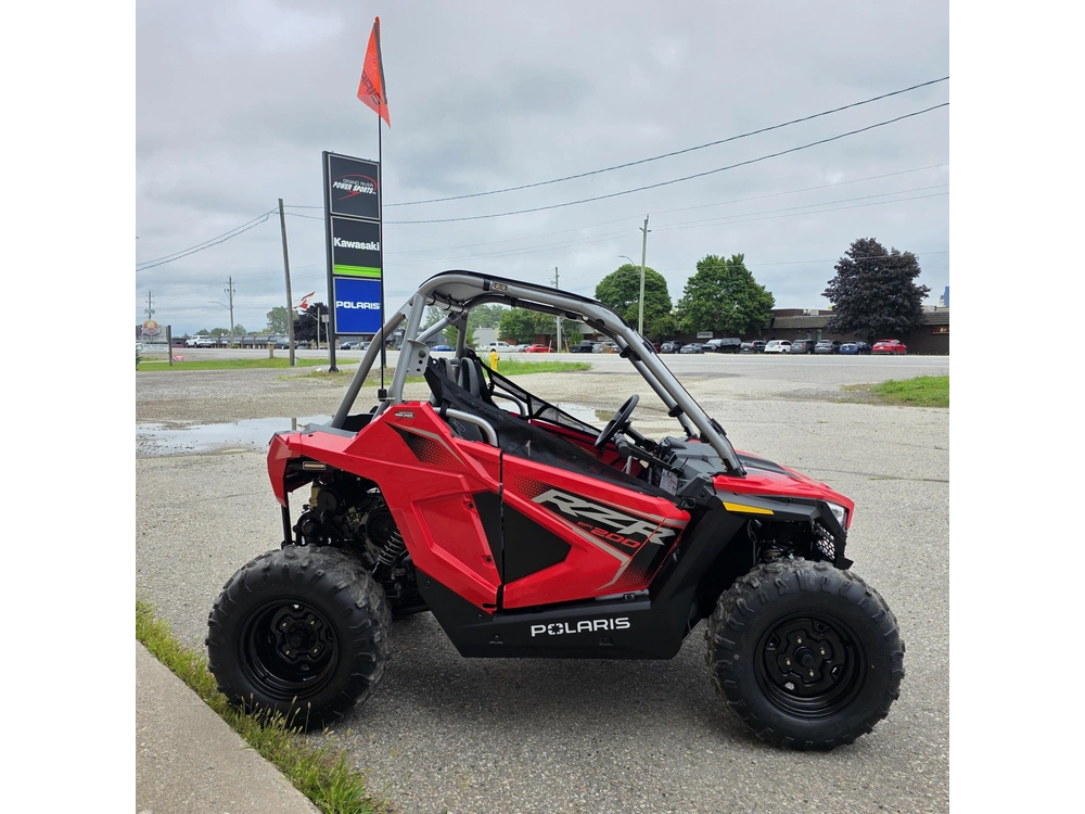 2026 Polaris Rzr 200 Efi alt