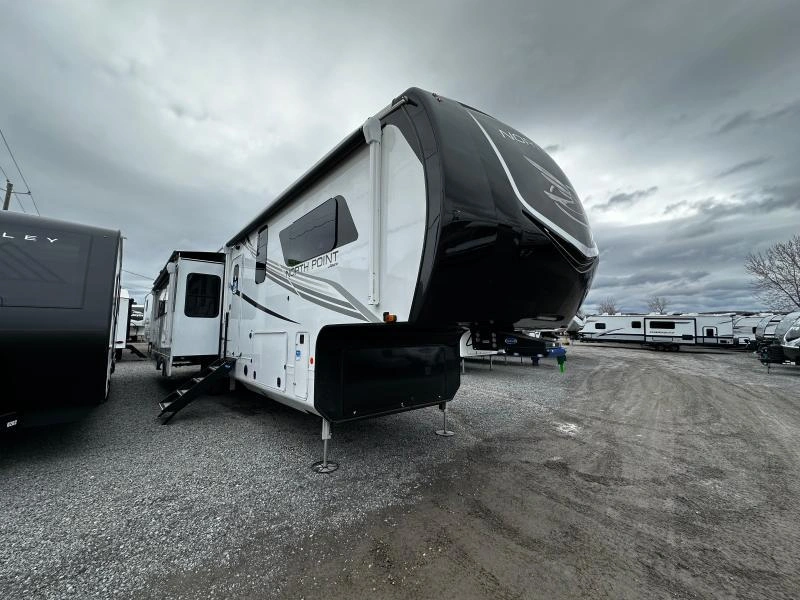 Jayco North Point 381ckre 2025 alt