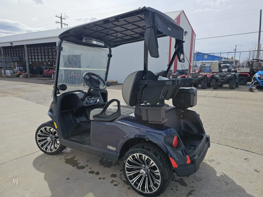 2025 E-z-go Freedom Rxv Elite Lithium alt