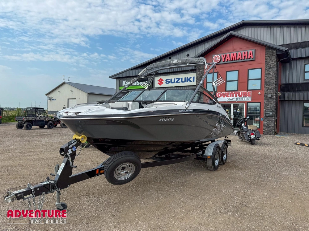 2014 Yamaha 212x alt