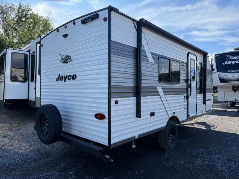 2027 Jayco Jayflight 175fq alt