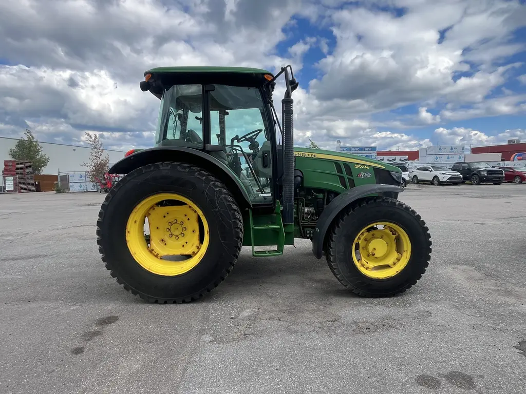 John Deere 5100M 2016