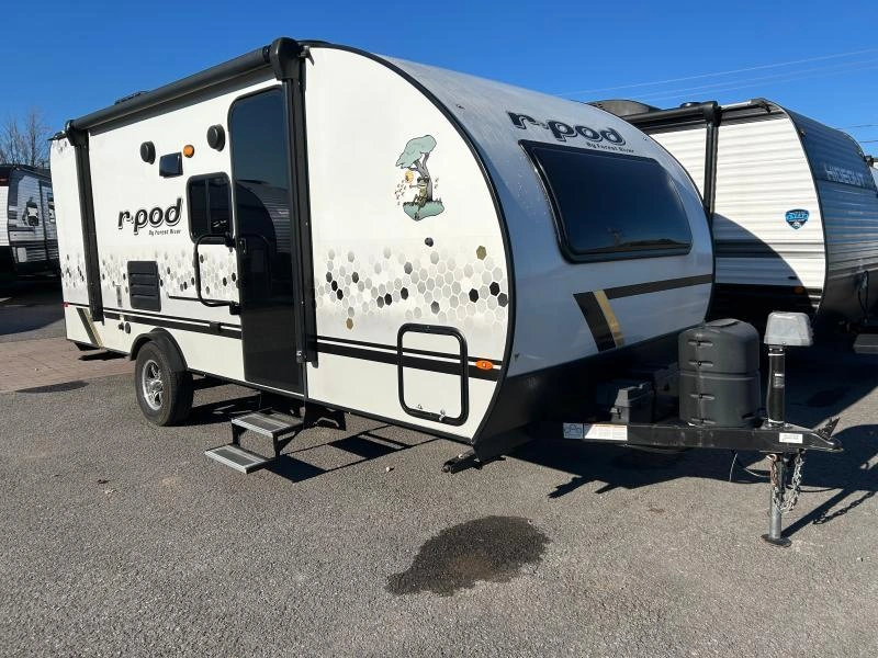 Forest River R-pod 193bhs 2022 alt