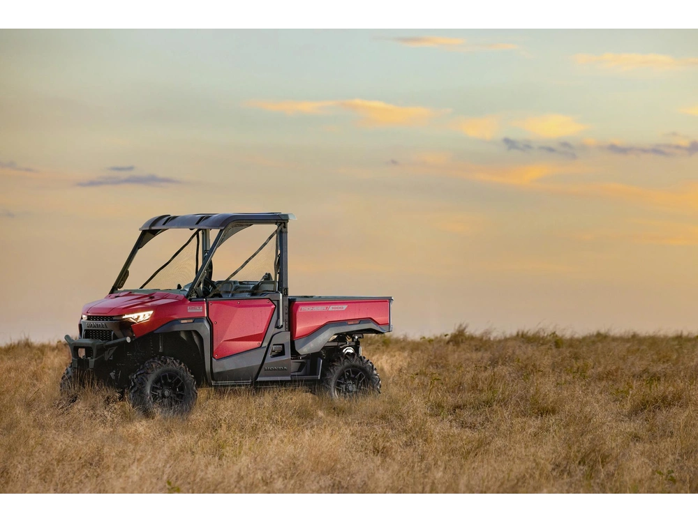 Honda Pioneer 1000 3 Places Deluxe 2026 alt