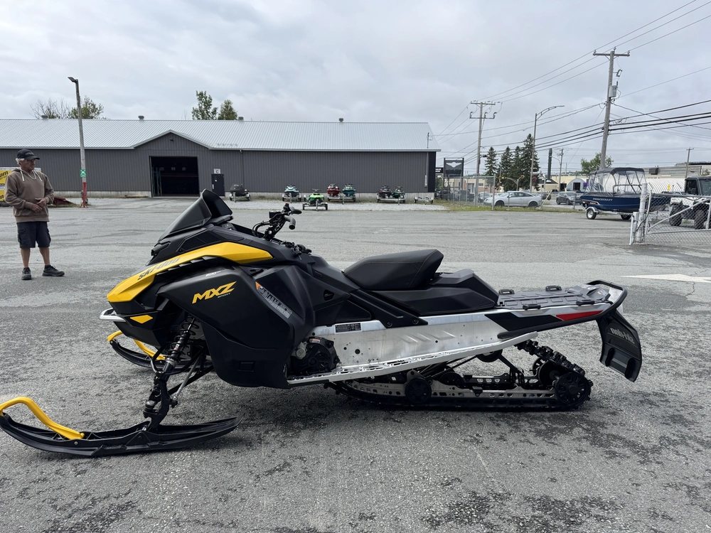 2026 Ski-doo Mxz Sport 137’’ 600efi alt