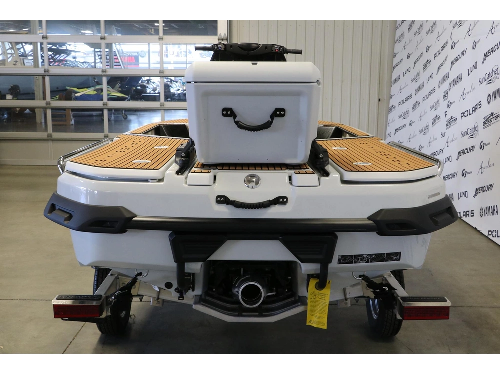 2026 Yamaha Crosswave alt